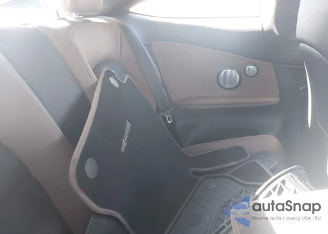 2017 Mercedes-Benz C 300 z USA, uszkodzony, nr VIN WDDWJ4JB2HF343289